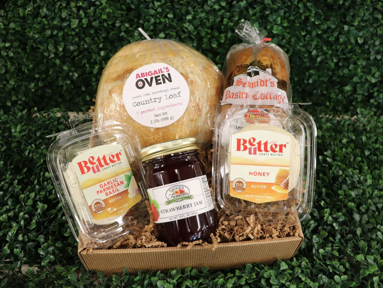 Breads & Spreads Gift Basket